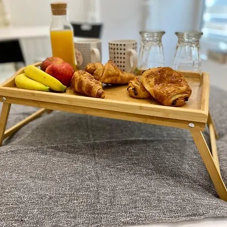 Bed In The - - Historical Center *