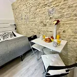 Bed In The - - Historical Center Διαμέρισμα *