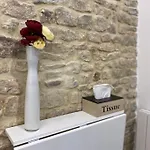 Bed In The - - Historical Center バイユー