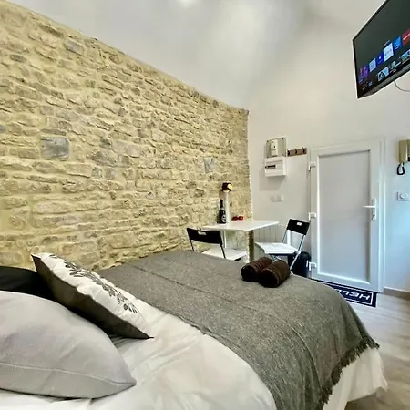 Apartment Bed In The - - Historical Center