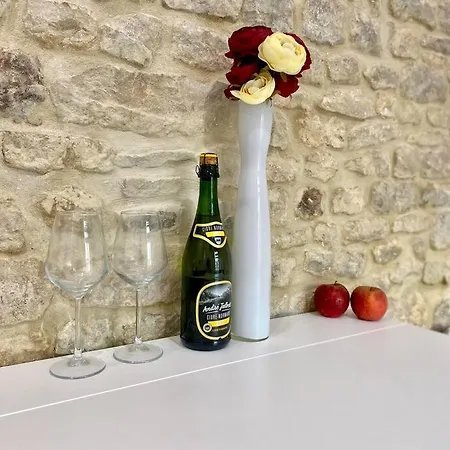 Bed In The - - Historical Center Bayeux