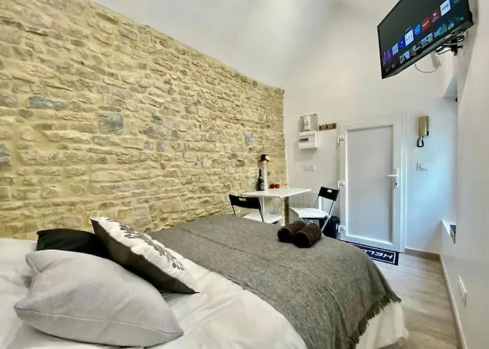 Daire Bed In The - - Historical Center