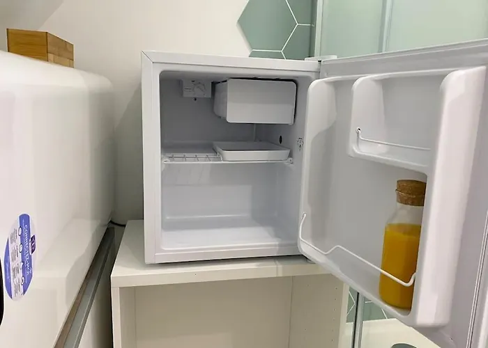 Bed In The - - Historical Center Bayeux